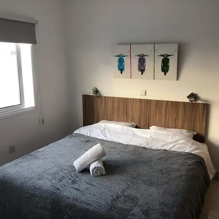 公寓 Luxury Suites 圣纳帕